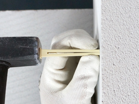 Забивной дюбель для газобетона TAIL